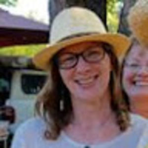 Meet your Posher, Naomi